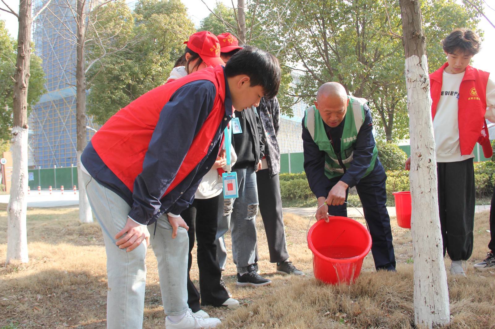 2023植树节4.JPG